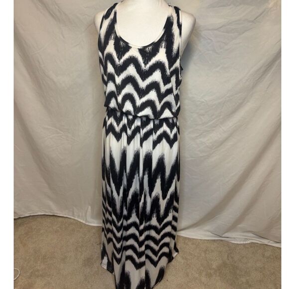 Magic Black and White Pattern Stretch Sleeveless Maxi Dress Stylish - Picture 6 of 8